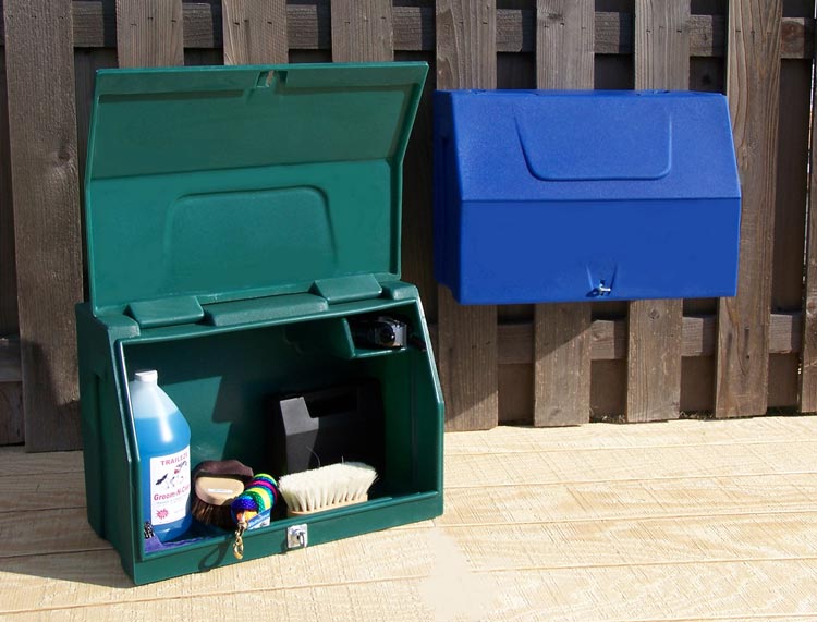 Aquamarine Grooming/Tack Box Medium Mounting Step/Carry Grooming Kit