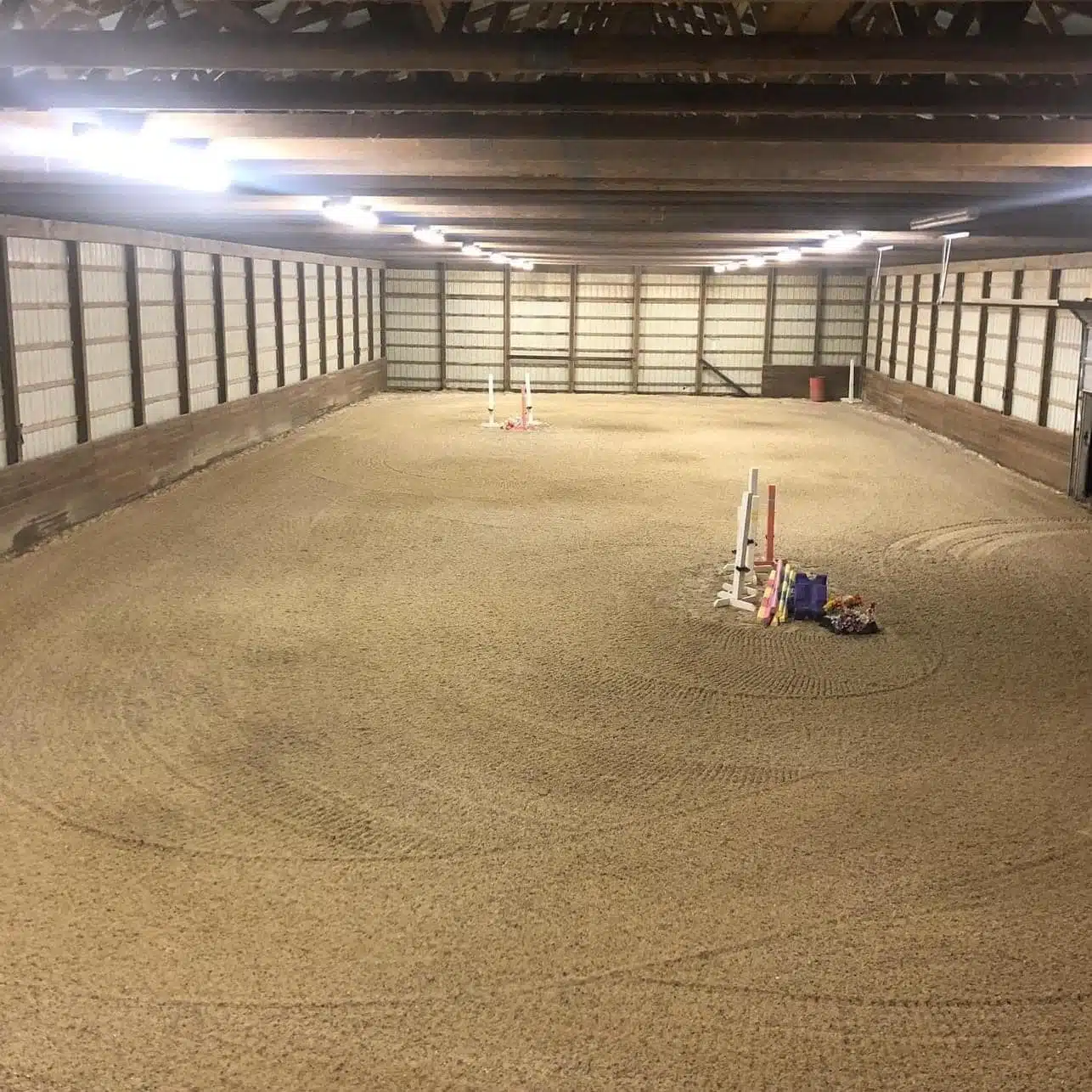 indoor horse riding arena